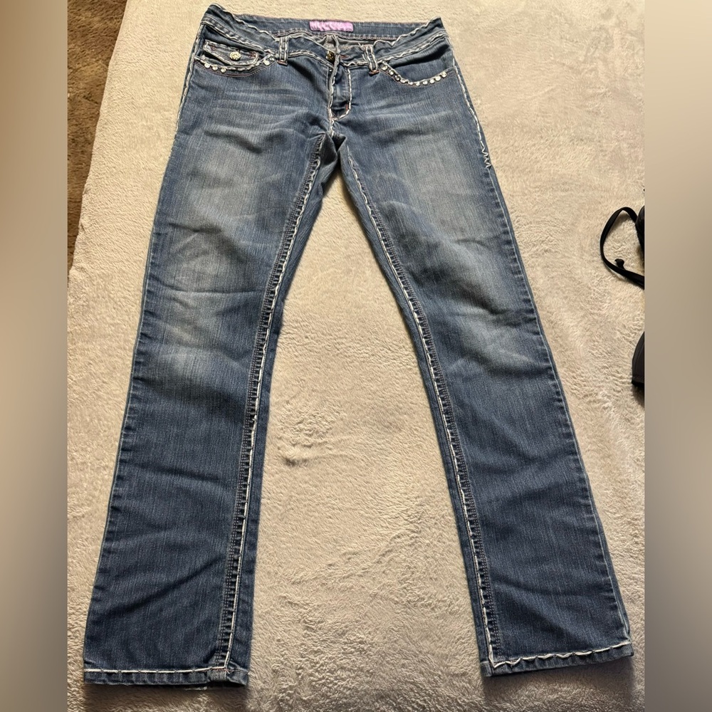 Boot cut blue jeans
